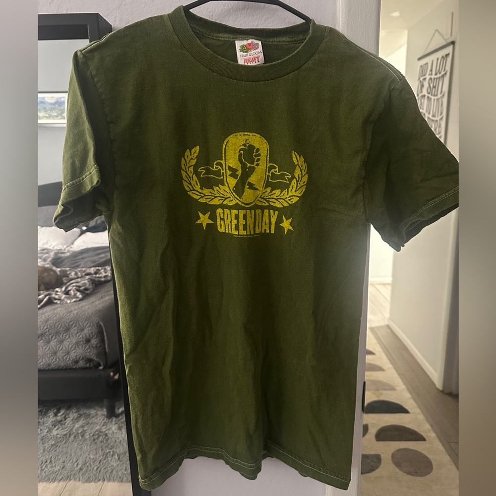 vintage Green Day band shirt - 2004 american idiot tour - never worn - small